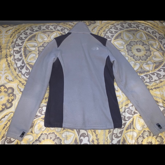 NORTH FACE two tone purple fleece jacket - Picture 2 of 4
